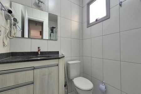 Apartamento para alugar com 57m², 2 quartos e 1 vaga Apartamento para alugar com 57m², 2 quartos e 1 vagaBanheiro
