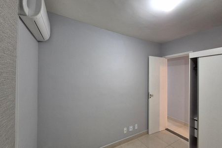 Quarto 1  de apartamento para alugar com 2 quartos, 57m² em Parque das Camelias, Campinas