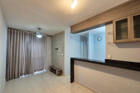 Sala de apartamento para alugar com 2 quartos, 57m² em Parque das Camelias, Campinas