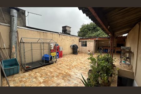 Casa para alugar com 175m², 2 quartos e 2 vagas Casa para alugar com 175m², 2 quartos e 2 vagasÁrea de Serviço e Quintal