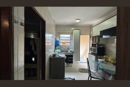 Casa para alugar com 175m², 2 quartos e 2 vagas Casa para alugar com 175m², 2 quartos e 2 vagasCozinha
