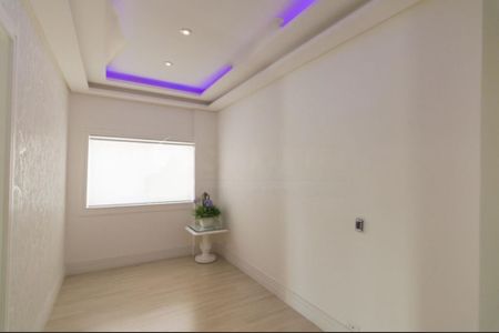 Casa à venda com 5 quartos, 500m² em Jardim Anhanguera, São Paulo