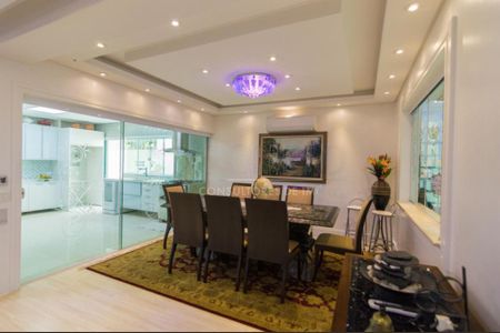 Casa à venda com 5 quartos, 500m² em Jardim Anhanguera, São Paulo