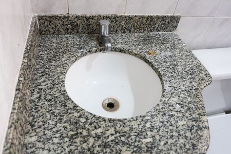 Apartamento para alugar com 54m², 2 quartos e 1 vaga Apartamento para alugar com 54m², 2 quartos e 1 vagaBanheiro