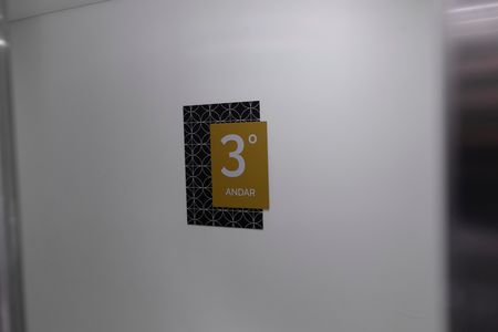 Apartamento para alugar com 73m², 3 quartos e 1 vaga Apartamento para alugar com 73m², 3 quartos e 1 vagaHALL DOS ELEVADORES