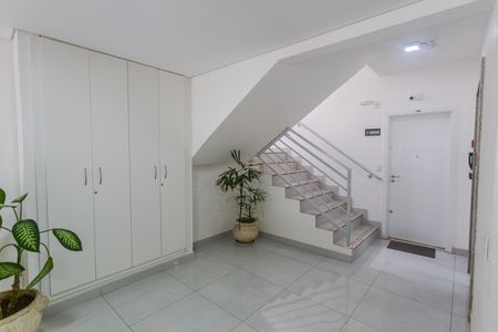 Apartamento para alugar com 64m², 2 quartos e 2 vagas Apartamento para alugar com 64m², 2 quartos e 2 vagasHall de entrada