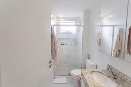 Banheiro da Suíte de apartamento para alugar com 2 quartos, 64m² em Anchieta, Belo Horizonte