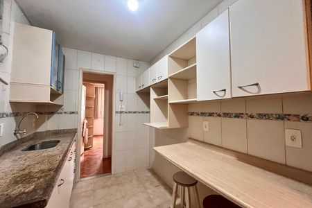 Apartamento para alugar com 57m², 1 quarto e sem vagaCozinha 
