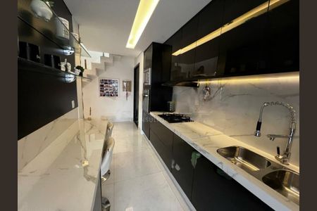 Apartamento à venda com 140m², 1 quarto e 2 vagas