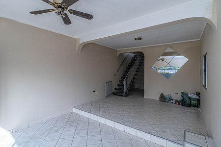 sala_2 de casa para alugar com 2 quartos, 40m² em Parque Bristol, São Paulo