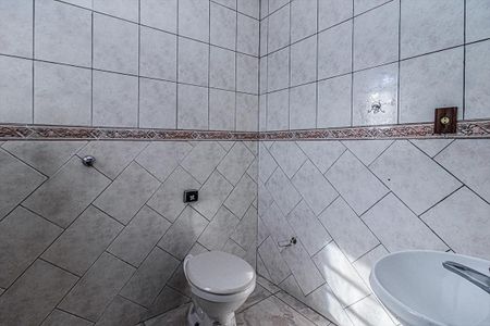Casa para alugar com 40m², 2 quartos e 1 vaga Casa para alugar com 40m², 2 quartos e 1 vagabanheiro na suíte_1