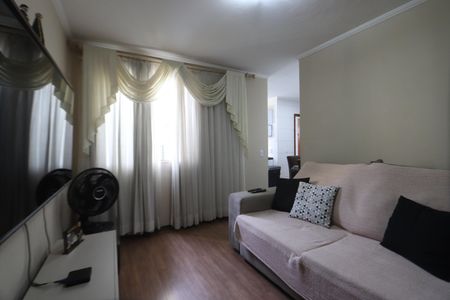 Sala de apartamento à venda com 3 quartos, 62m² em Conjunto Habitacional Barreira Grande, São Paulo