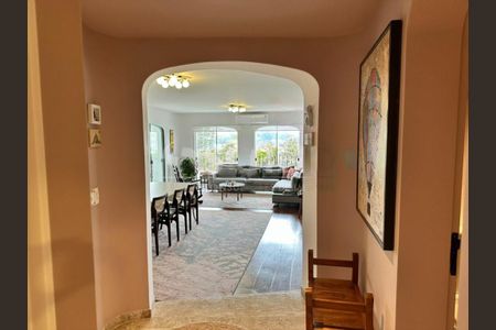 Apartamento à venda com 280m², 4 quartos e 4 vagas