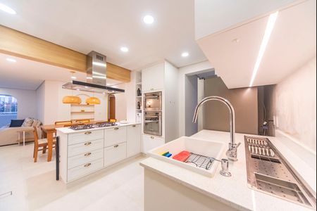 Cozinha  de apartamento à venda com 3 quartos, 90m² em Jardim Bela Vista, Santo André