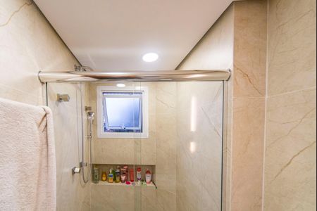 Banheiro do Closet do Quarto 2 de apartamento à venda com 3 quartos, 90m² em Jardim Bela Vista, Santo André
