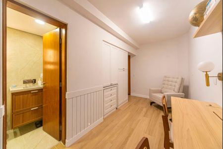 Apartamento à venda com 90m², 3 quartos e 2 vagasCloset do Quarto 2