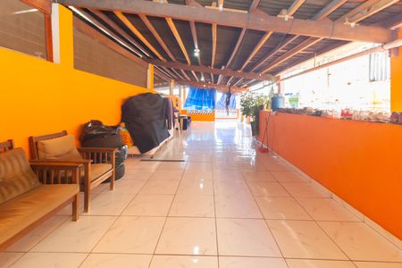 Casa à venda com 450m², 2 quartos e sem vagaVaranda