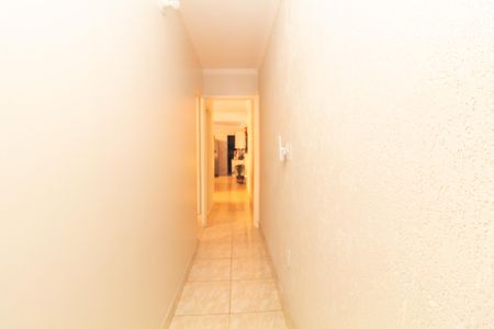 Casa à venda com 450m², 2 quartos e sem vagaCorredor