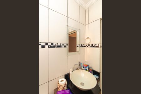 Casa à venda com 450m², 2 quartos e sem vagaBanheiro 2