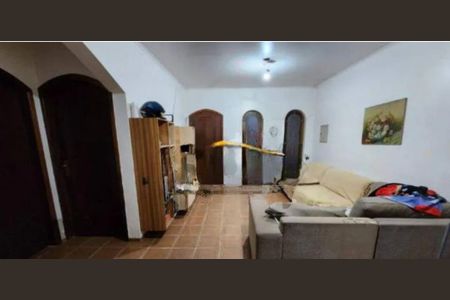 Casa à venda com 3 quartos, 180m² em Socorro, São Paulo