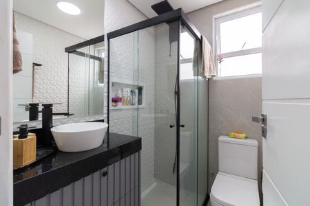Casa para alugar com 80m², 3 quartos e 3 vagasBanheiro 1