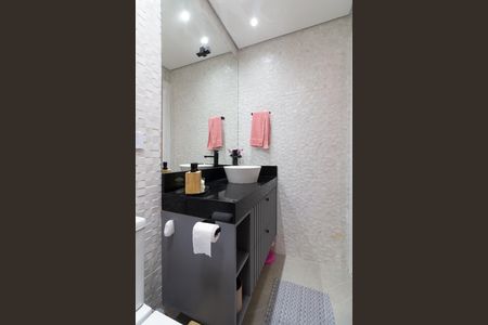 Casa para alugar com 80m², 3 quartos e 3 vagasBanheiro 2