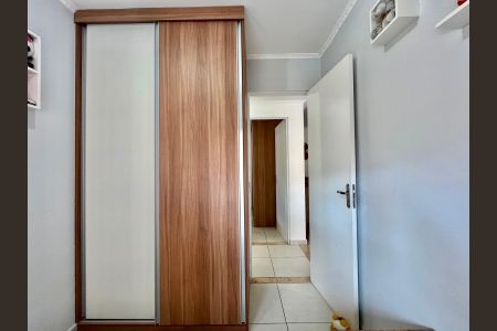 Apartamento à venda com 60m², 3 quartos e 2 vagas Apartamento à venda com 60m², 3 quartos e 2 vagasQuarto 3