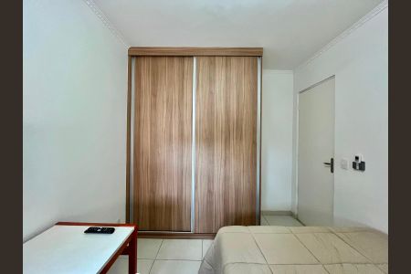 Apartamento à venda com 60m², 3 quartos e 2 vagas Apartamento à venda com 60m², 3 quartos e 2 vagasQuarto 2