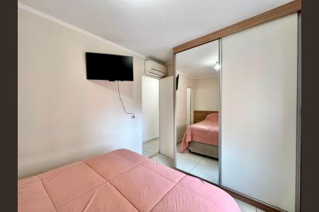 Apartamento à venda com 60m², 3 quartos e 2 vagas Apartamento à venda com 60m², 3 quartos e 2 vagasSuíte