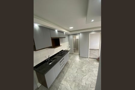 Cozinha de apartamento à venda com 2 quartos, 35m² em Cidade São Mateus, São Paulo