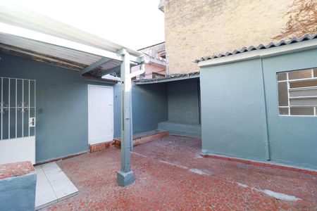 Casa à venda com 111m², 2 quartos e 2 vagas Casa à venda com 111m², 2 quartos e 2 vagasÁrea externa