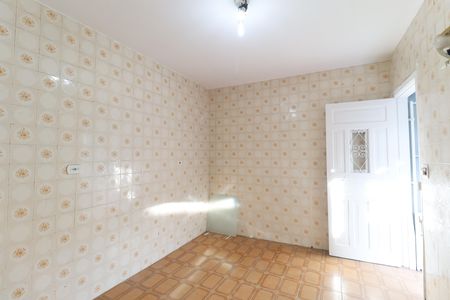 Casa à venda com 111m², 2 quartos e 2 vagas Casa à venda com 111m², 2 quartos e 2 vagasCozinha
