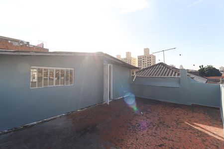 Casa à venda com 111m², 2 quartos e 2 vagas Casa à venda com 111m², 2 quartos e 2 vagasÁrea externa