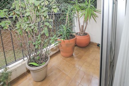 Varanda de apartamento à venda com 2 quartos, 56m² em Alto de Pinheiros, São Paulo