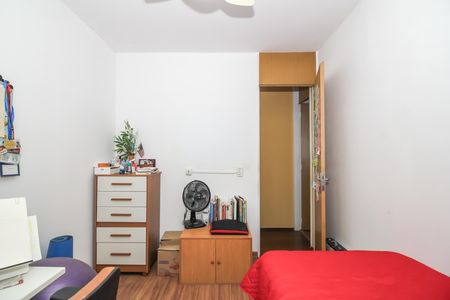 Apartamento à venda com 56m², 2 quartos e 2 vagas Apartamento à venda com 56m², 2 quartos e 2 vagasQuarto 2