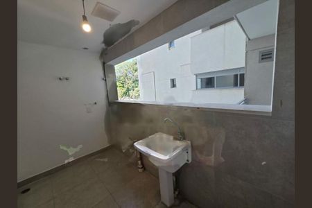 Apartamento à venda com 3 quartos, 121m² em Vila Sofia, São Paulo