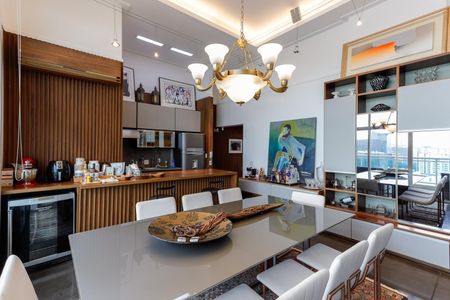 Apartamento para alugar com 128m², 2 quartos e 2 vagas Apartamento para alugar com 128m², 2 quartos e 2 vagasCozinha