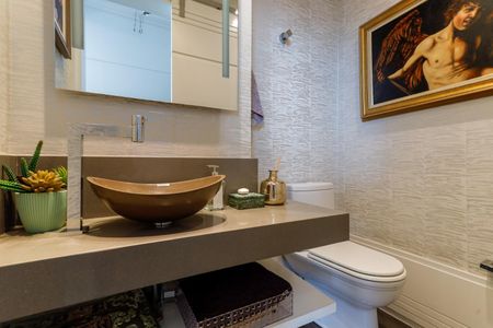 Banheiro de apartamento para alugar com 2 quartos, 128m² em Cerqueira César, São Paulo