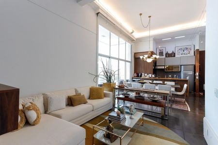 Apartamento para alugar com 2 quartos, 128m² em Cerqueira César, São Paulo