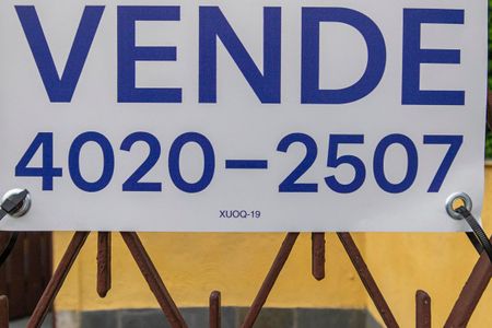 Casa à venda com 560m², 5 quartos e 6 vagasCódigo da placa