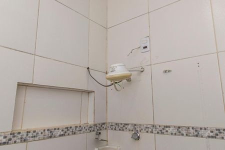 Casa à venda com 560m², 5 quartos e 6 vagasCasa frente - Banheiro