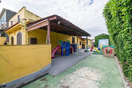 Casa à venda com 560m², 5 quartos e 6 vagasVaranda