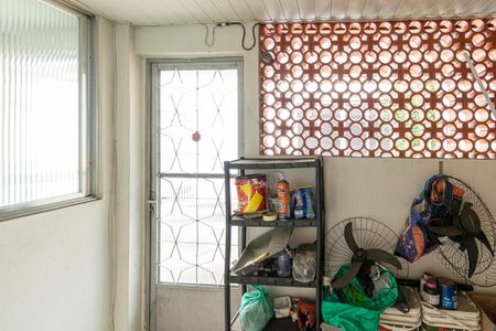 Casa à venda com 560m², 5 quartos e 6 vagasCasa fundos - Vista da Suíte