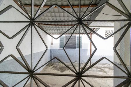 Casa à venda com 560m², 5 quartos e 6 vagasCasa fundos - Vista do Quarto 1