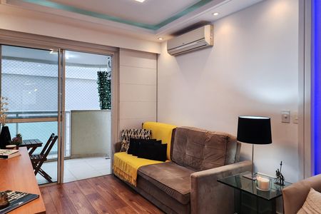 Apartamento à venda com 78m², 2 quartos e 1 vaga Apartamento à venda com 78m², 2 quartos e 1 vagaSala