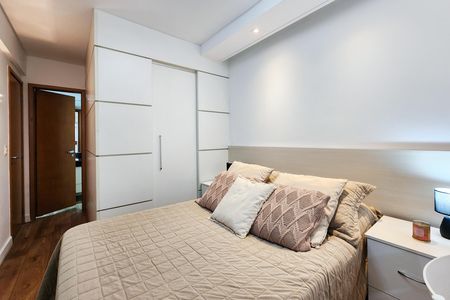 Apartamento à venda com 78m², 2 quartos e 1 vaga Apartamento à venda com 78m², 2 quartos e 1 vagaSuíte