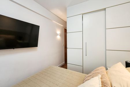 Apartamento à venda com 78m², 2 quartos e 1 vaga Apartamento à venda com 78m², 2 quartos e 1 vagaSuíte
