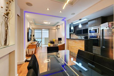 Apartamento à venda com 78m², 2 quartos e 1 vaga Apartamento à venda com 78m², 2 quartos e 1 vagaSala
