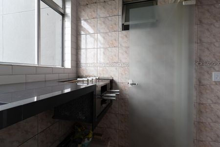 Apartamento à venda com 67m², 3 quartos e 1 vaga Apartamento à venda com 67m², 3 quartos e 1 vagaCozinha e Área de Serviço