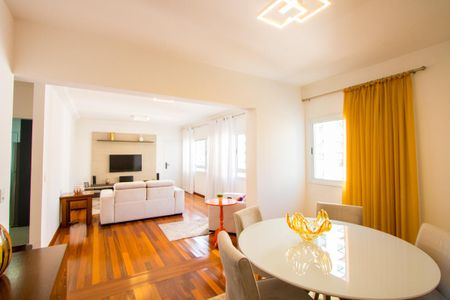 Apartamento à venda com 127m², 3 quartos e 2 vagasSala